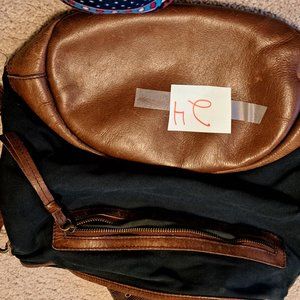 HOBO POCKETBOOK, LEATHER AND CANVAS MATERIAL